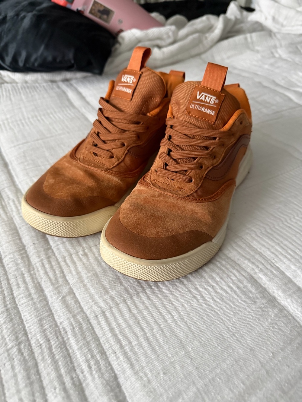 Vans UltraRange EXO SE Sneakers Cream/Orange Lightweight Comfort - Picture 2 of 15